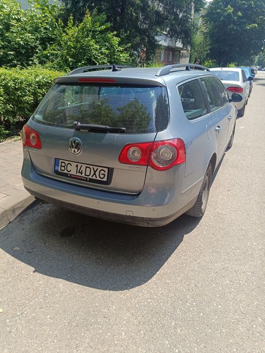 Vând vw passat b6 preț fix.