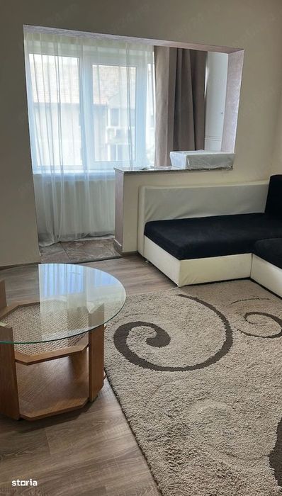 Apartament cu 1 camera,centrala proprie si balcon .