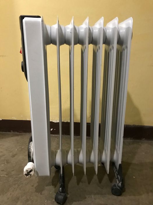 Radiator pe ulei/ calorifer electric