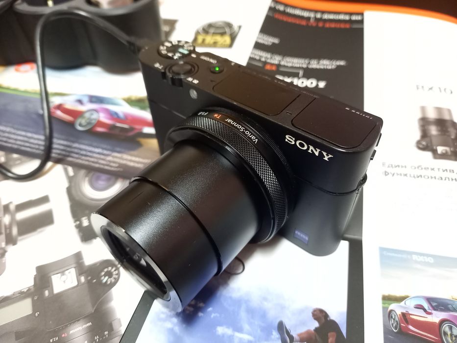 Фотоапарат Sony RX100 V