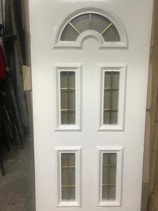 Usi de termopan exterior/interior.