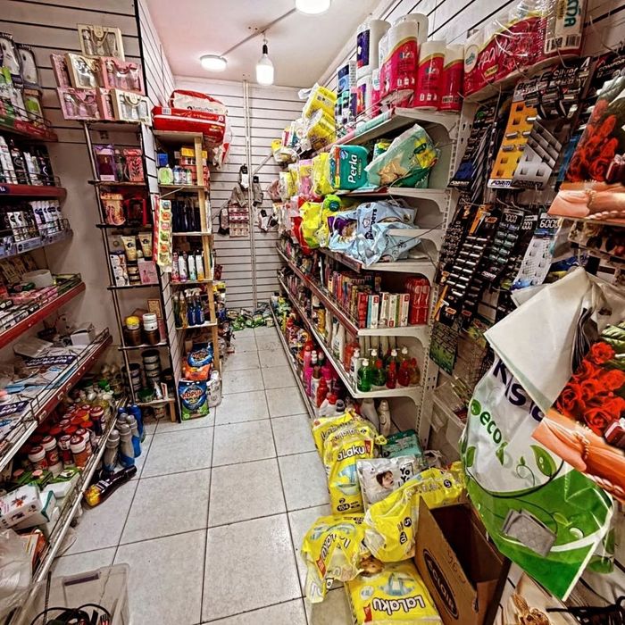 Srochna ishlab turgan dukon tayyor biznesi sotiladi