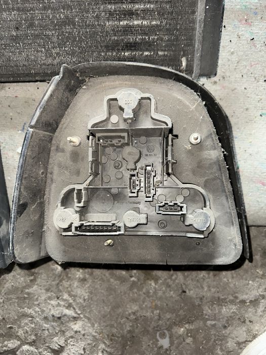 Оригинални Стопове HELLA за Голф 3