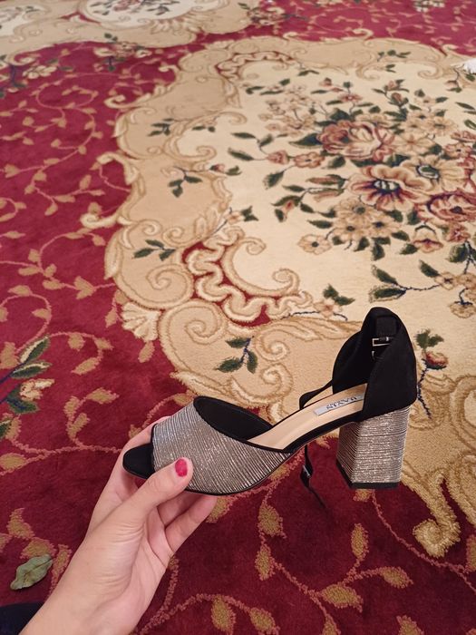 Bassanojka yangi karobkasi bilan umuman kiyilmagan