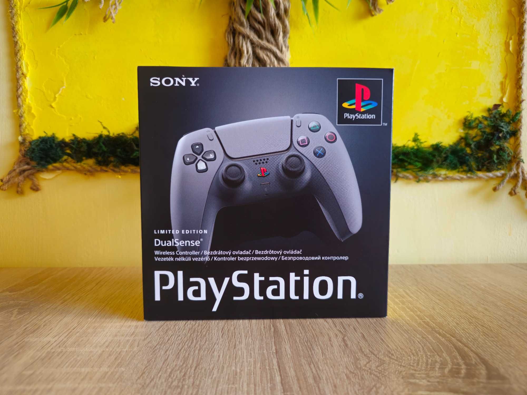 Джойстик за Playstation 5 DualSense 30th Anniversary Edition PS5 ПС5 гр ...