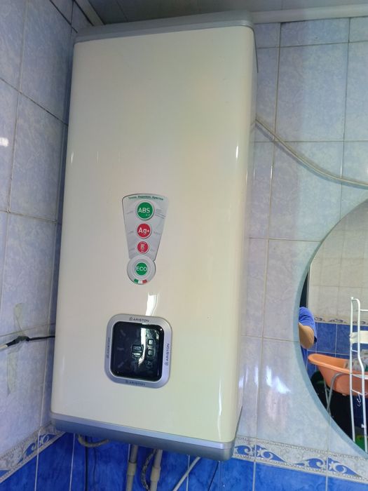 Водонагреватель б. У