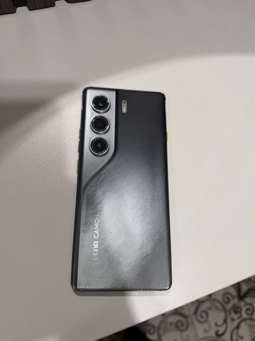 Techno camon 40 pro обмена на айфон 12pro, 13,14