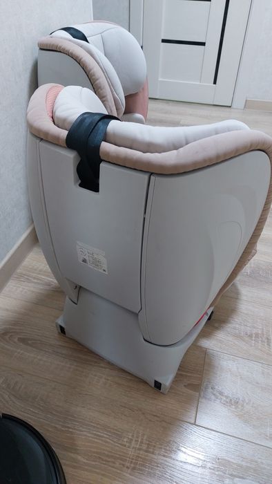 Детское автомобильное кресло