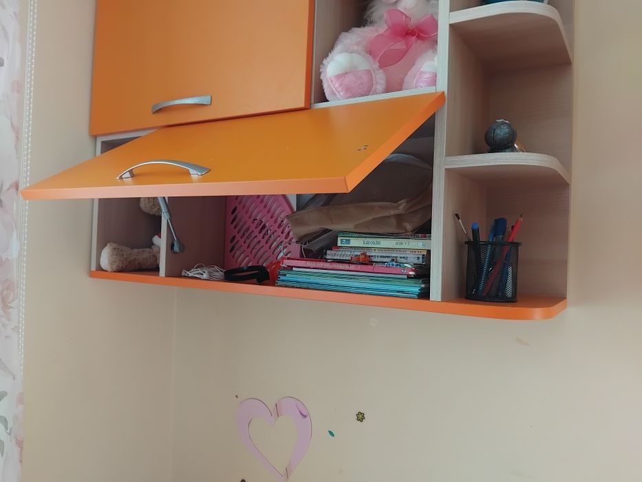 Дестко обзавеждане  цена 250евро .