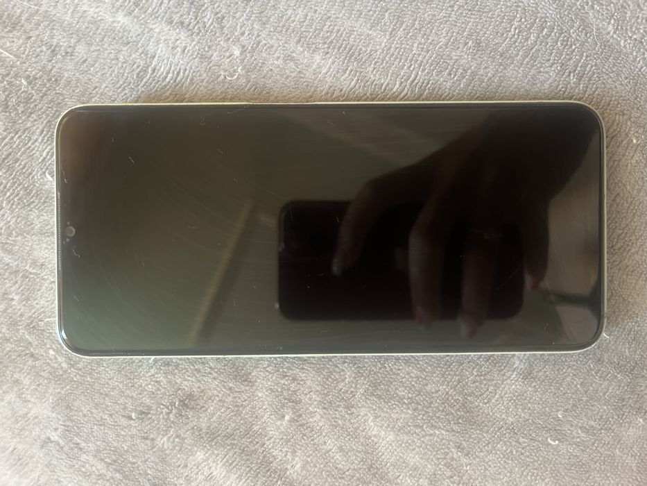 Телефон хороший realme c 35