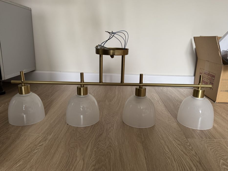 Люстра потолочная 4 плафона