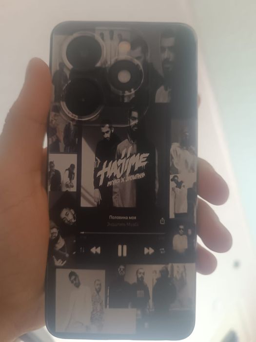 В продаже телефон