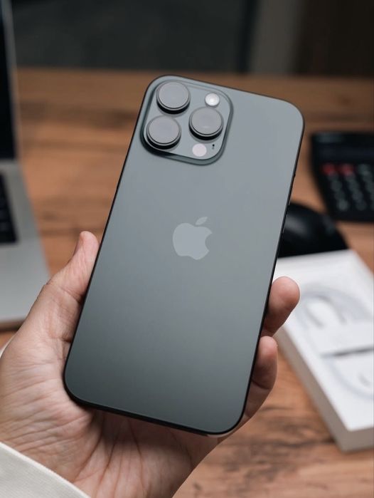 iPhone 16 Pro Max 512gb ideal