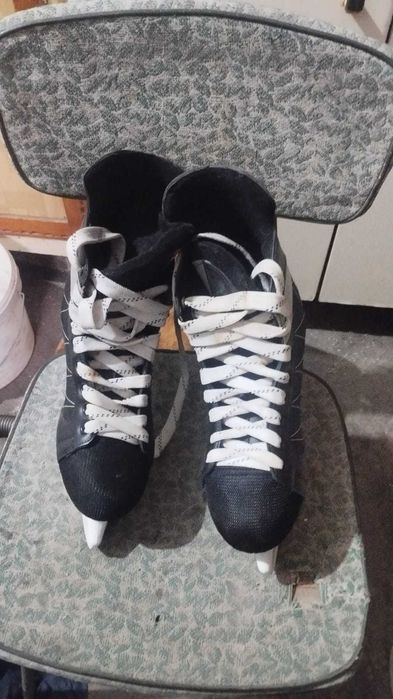 Продам коньки мужские