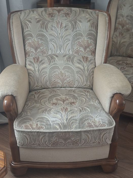 Set living clasic din lemn masiv (Stare impecabilă)