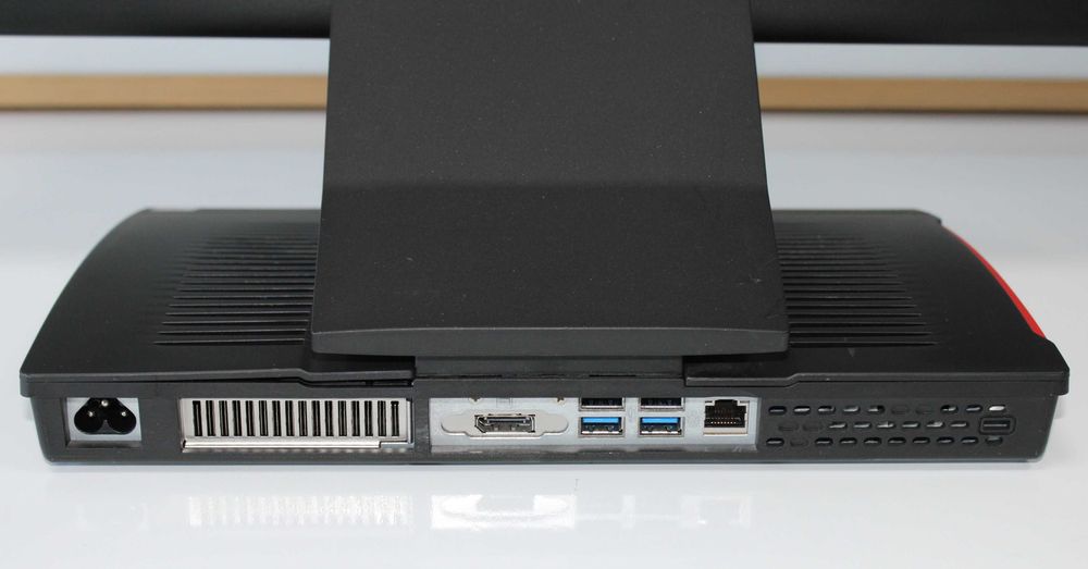 Компютър FUJITSU ESPRIMO X956 AIO i5-6500T/8GB RAM/128GB SSD+500GB