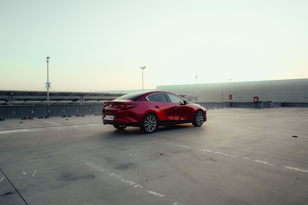 MAZDA 3 2021 — imagine 4