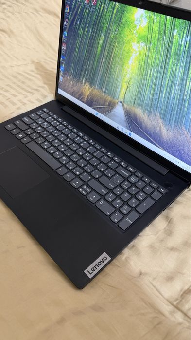 回 Core i7-1255U, SSD 512gb+ОЗУ 8gb+Full HD