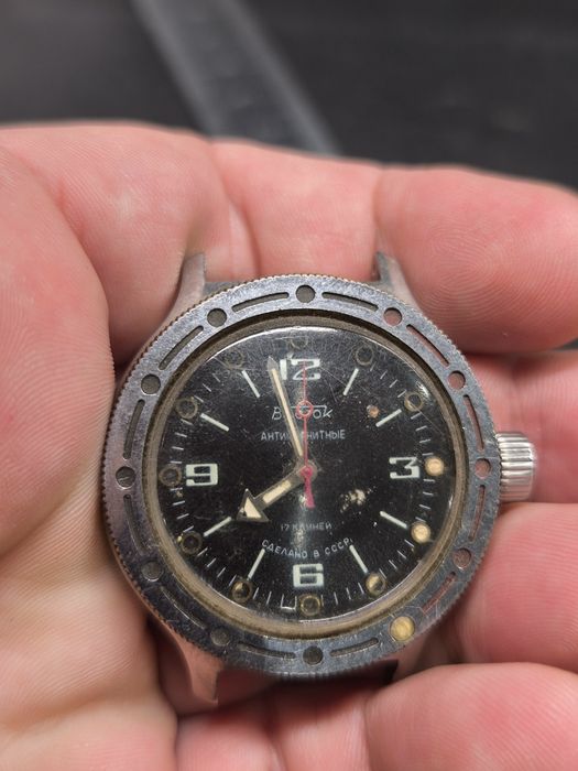 Часы наручные разные