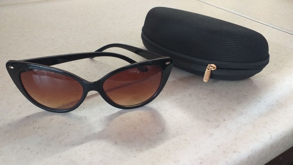 Продам новые солнечные очки