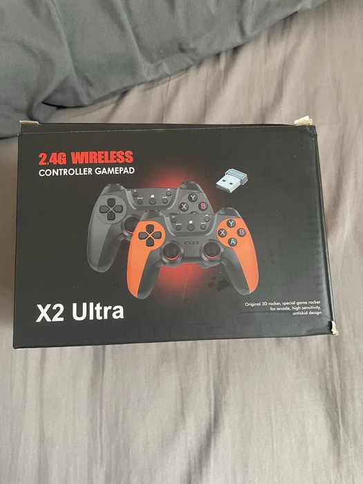 Продам игровую приставку внутри очень много игр