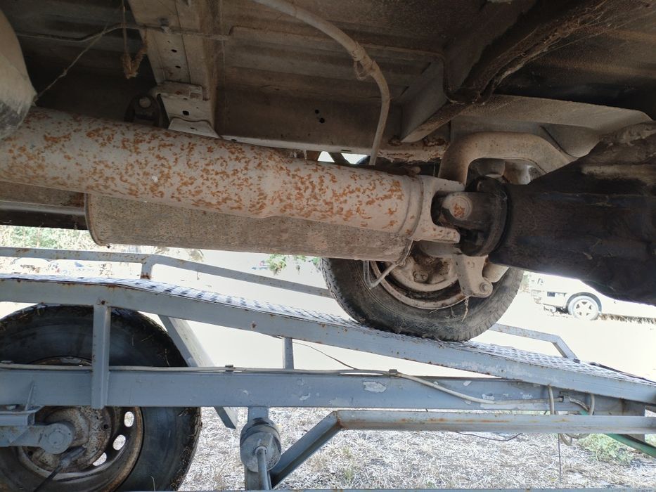 Форд транзит на части.