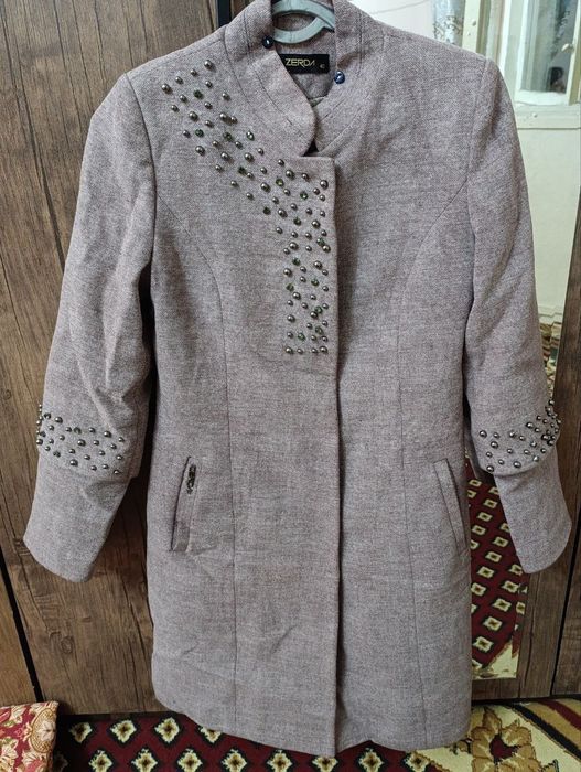 Продаётся пальто