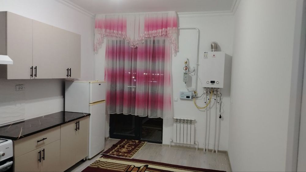 Sergili Sokin makon yol yuzida Navastryoka 1xona 4etaj lifti bor