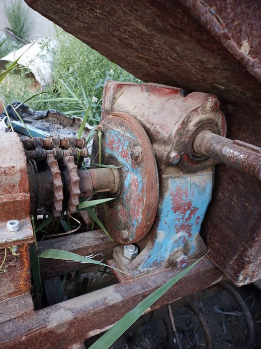 Shestirna zanjirlar va Reduktor lar va Briket stanok