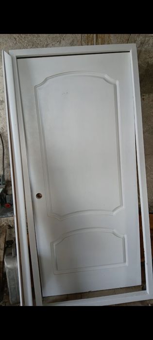 Продам дверь срочно