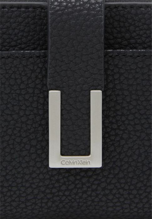 Оригинално клъч портмоне Calvin Klein K60K610487