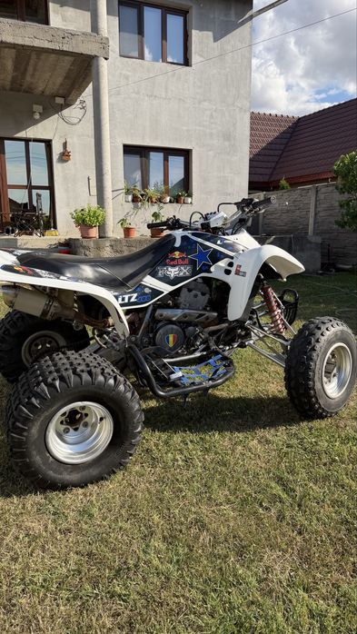 Vând Suzuki ltz 400