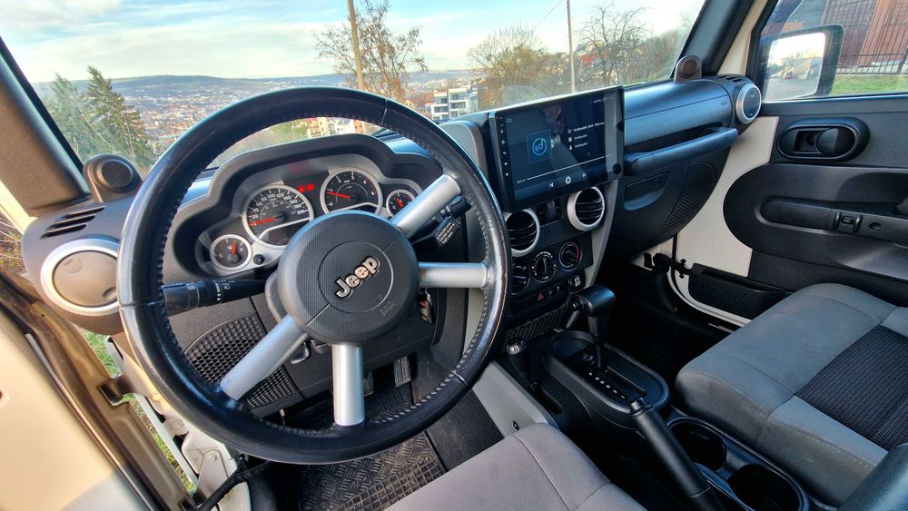 Jeep Wrangler JK 2010, 130.000 km, Hard&Soft Top