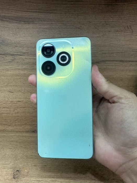 Продам Infinix SMART 8