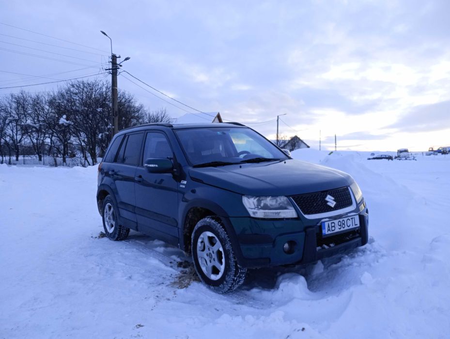 Vând Suzuki grand Vitara 2009