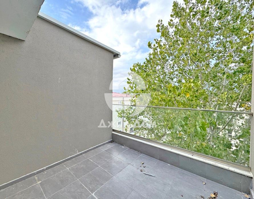 Продава се Двустаен апартамент в к.к. Слънчев бряг - 64 кв.м за 1329 €/кв.м - Снимка #3