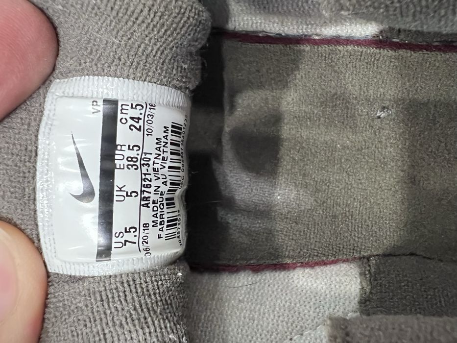 Papuci NIKE marimea 38,5