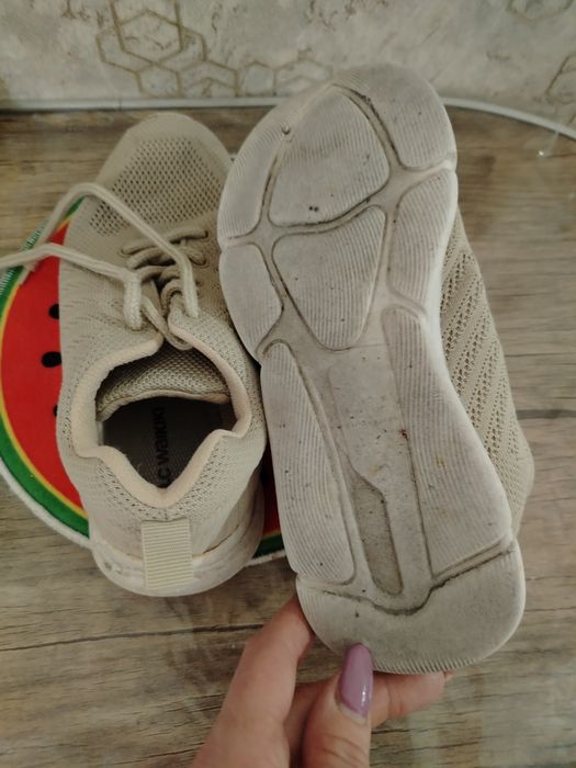 Продаю  красовки для мальчика