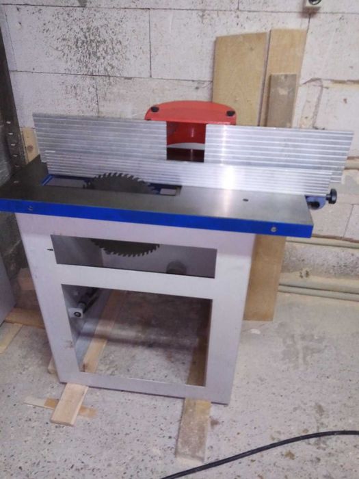 Резервни части за дърводелски машини