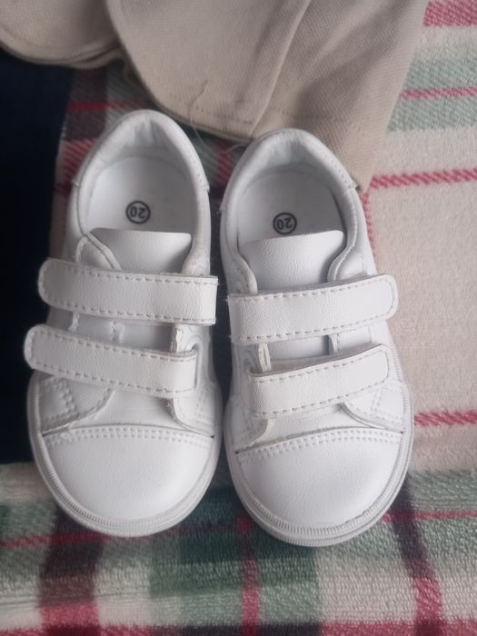 Costumaș elegant NOU bebe