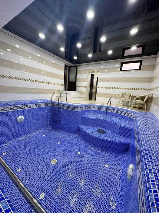 Сдаётся шикарный новый евродом на центр Луначарского.