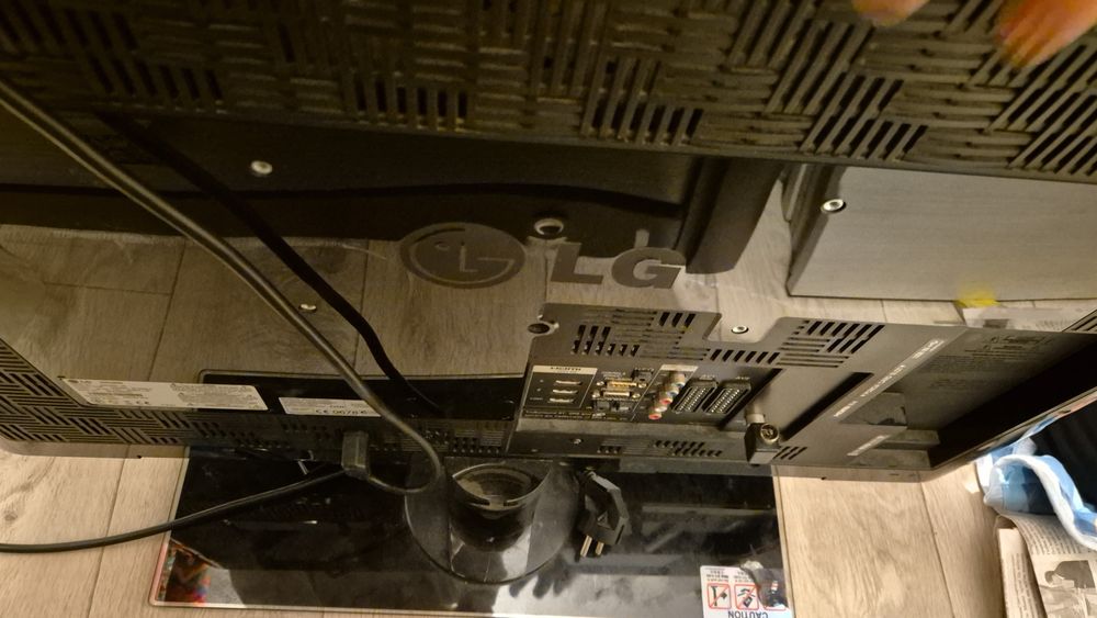 Продам телевизор