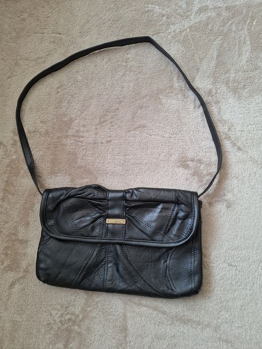 Poșetă vintage neagră din piele naturală moale