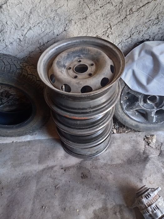 Продам от мазды 626
