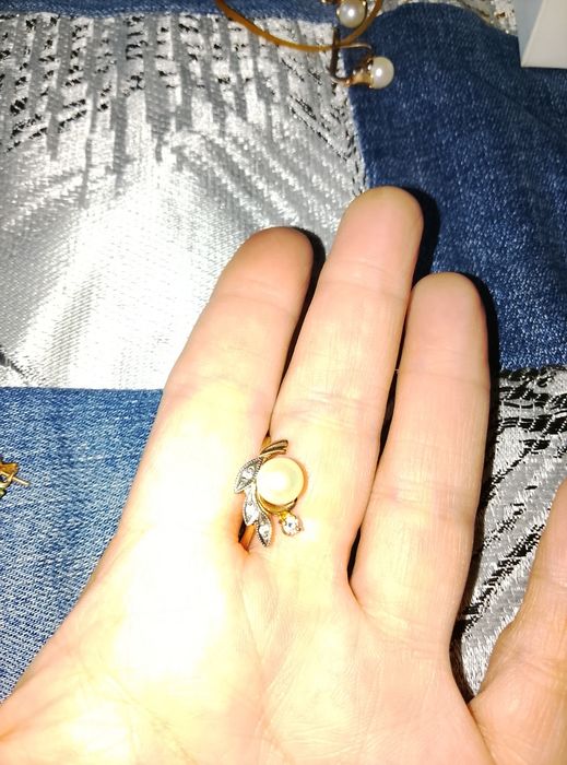 Кольцо с жемчугом