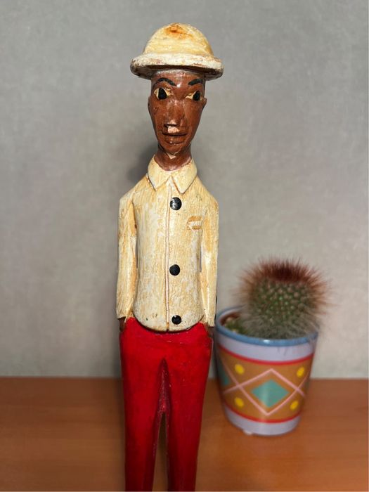 Африкански дървени статуи – ръчна изработка