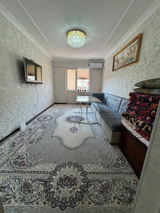 Продаётся квартира 4 комнатная в шайхантахуроском районе