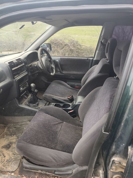 Опел Фронтера б 2.2 бензин десен волан на части 00 година