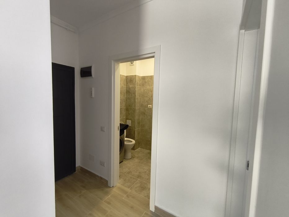 Apartament de 2 camere de închiriat