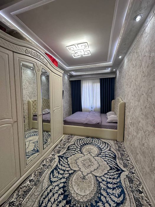 Алгоритм 30-квартал Изза Балик 5/2/5 100 м² с ремонтом и обстановкой